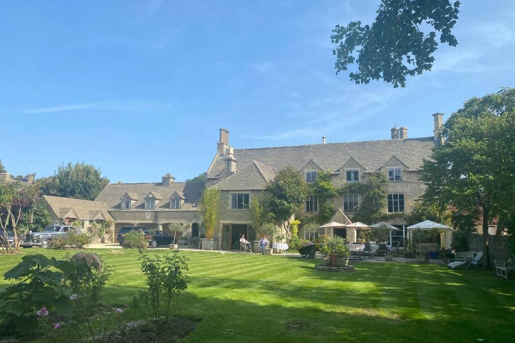The Old Manor Coach House Apartman Cirencester Kültér fotó