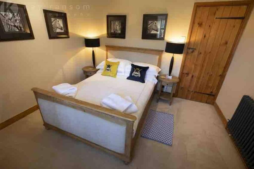 The Old Manor Coach House Apartman Cirencester Kültér fotó